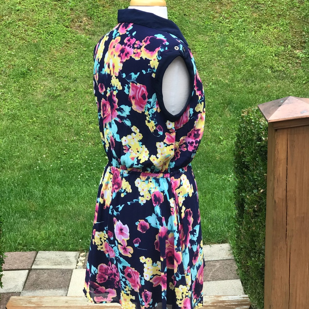Fun & Flirt Dress - Picture 4 of 9
